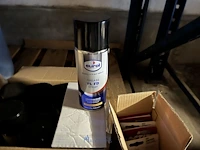 8 palletten chemicaliën en onderhoudsproducten - afbeelding 31 van  34