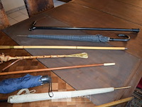 8 paraplu's en 1 wandelstok - afbeelding 3 van  3