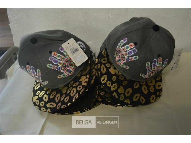 8 petten - afbeelding 1 van  3