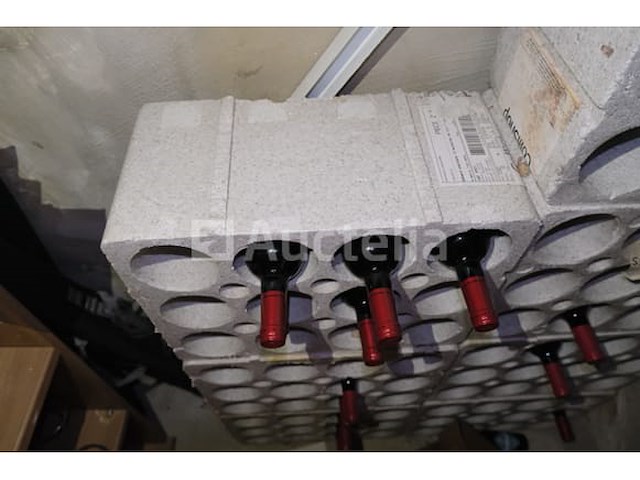 8 polystyreen flesjesopslagblokken - afbeelding 1 van  4