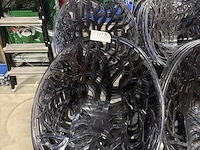 8 pvc tuinstoelen - afbeelding 4 van  4