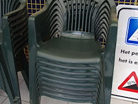 8 pvc tuinstoelen - afbeelding 1 van  1