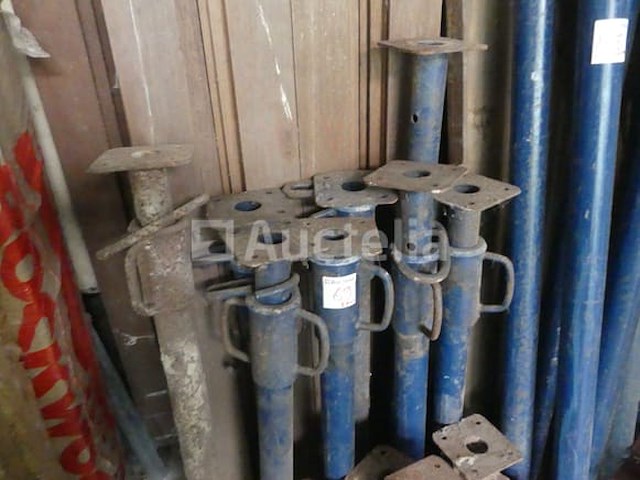 8 rekwisieten - afbeelding 2 van  2