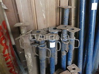 8 rekwisieten - afbeelding 2 van  2