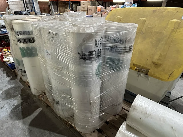 8 rollen plastiekfolie - afbeelding 1 van  2