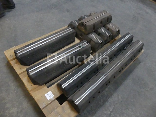 8 sokkels voor buitenunits van airconditioners - afbeelding 2 van  4