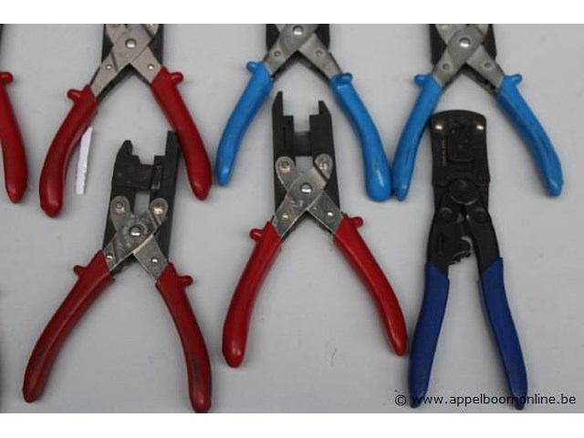 8 speciaaltangen - afbeelding 3 van  3