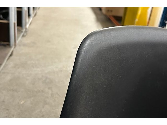 8 stoelen + kar - afbeelding 5 van  10