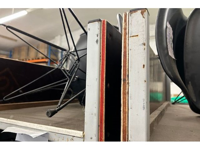 8 stoelen + kar - afbeelding 9 van  10