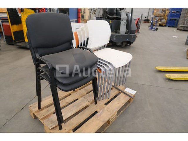 8 stoelen - afbeelding 4 van  7