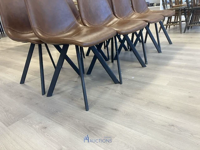 8 stoelen - afbeelding 3 van  3
