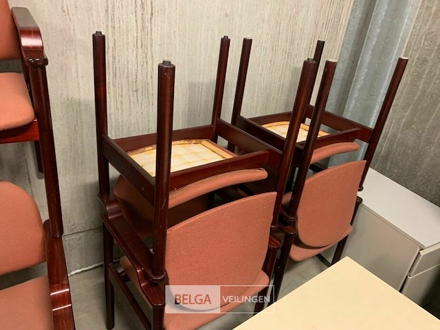 8 stoffen stoelen - afbeelding 1 van  3