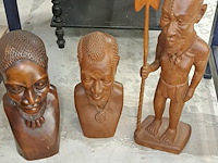 8 stuks afrikaanse beelden - afbeelding 2 van  3