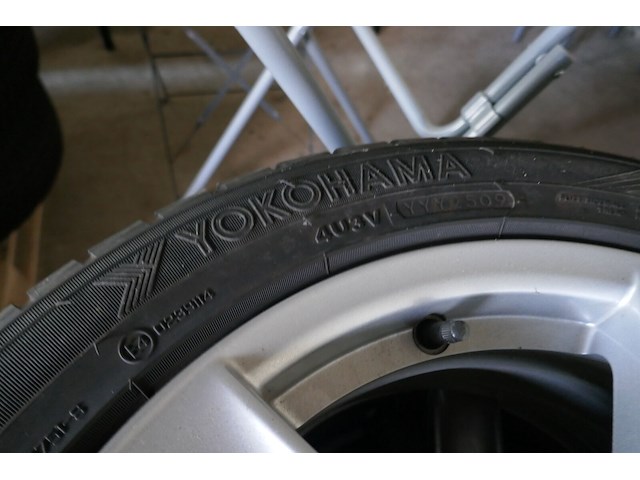 8 velgen + banden yokohama - afbeelding 3 van  4