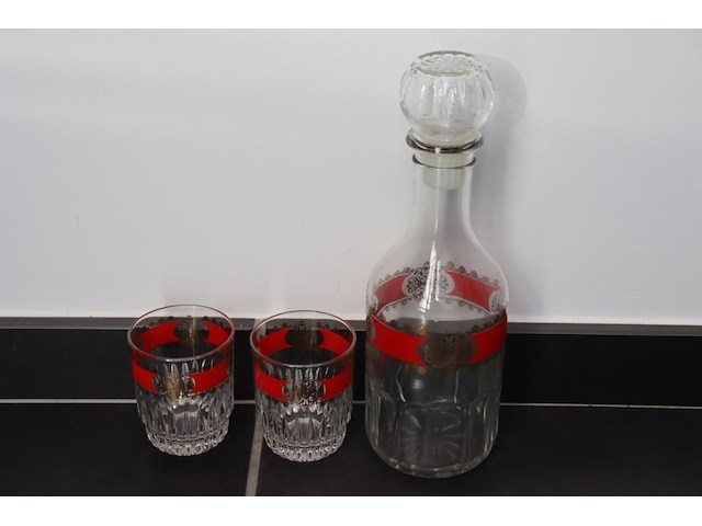8 whiskeyglazen, 2 karaffen, 9 onderzetters - afbeelding 2 van  8
