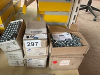 8 x dozen ankers; nagels; zelfborende schroeven met epdm rondsel
