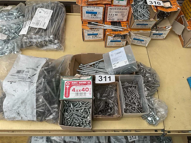 8 x dozen nagels; schroeven; zelfborende schroeven - afbeelding 1 van  8