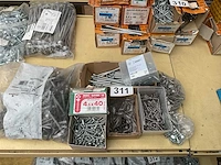 8 x dozen nagels; schroeven; zelfborende schroeven