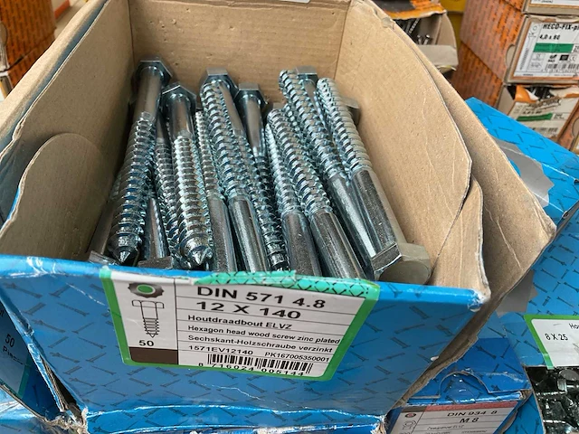 8 x dozen schroefbouten moeren; bouten - afbeelding 2 van  9