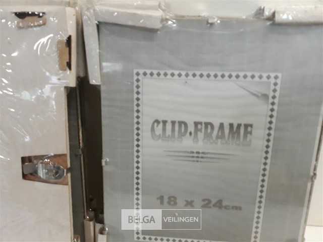 8 x fotokader glas clip-frame 18x24 cm - afbeelding 3 van  3