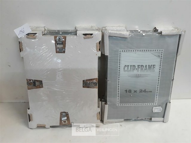 8 x fotokader glas clip-frame 18x24 cm - afbeelding 1 van  3