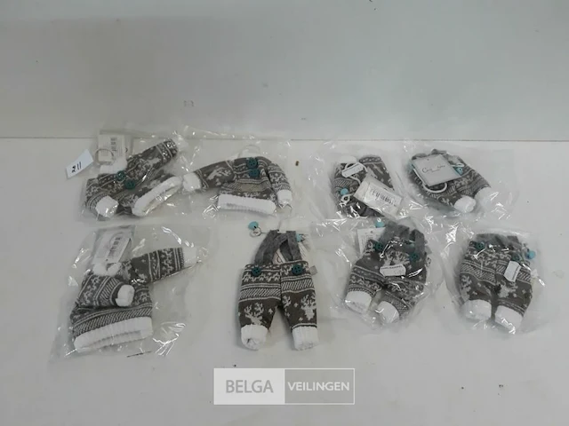8 x hangdeco kleding mix - afbeelding 2 van  3