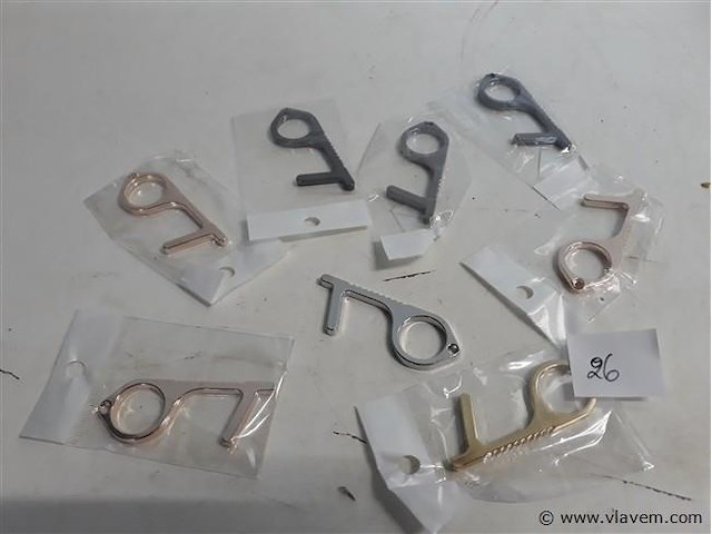 8 x hygiene sleutel 7 cm - afbeelding 1 van  2