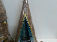 8 x kerstkegel 50 cm met 20 lampen goud - afbeelding 3 van  3