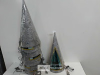 8 x kerstkegel 50 cm met 20 lampen zilver - afbeelding 2 van  3