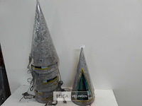 8 x kerstkegel 50 cm met 20 lampen zilver - afbeelding 1 van  3