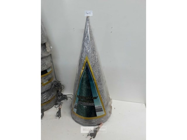 8 x kerstkegel 50 cm met 20 lampen zilver - afbeelding 3 van  3