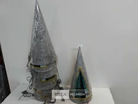 8 x kerstkegel 50 cm met 20 lampen zilver