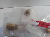 8 x knelkoppeling recht koper 10 mm ½ f - afbeelding 2 van  2