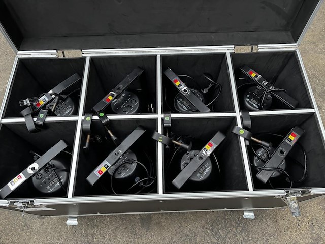 8 x led par 64 q4 showtec - afbeelding 5 van  5