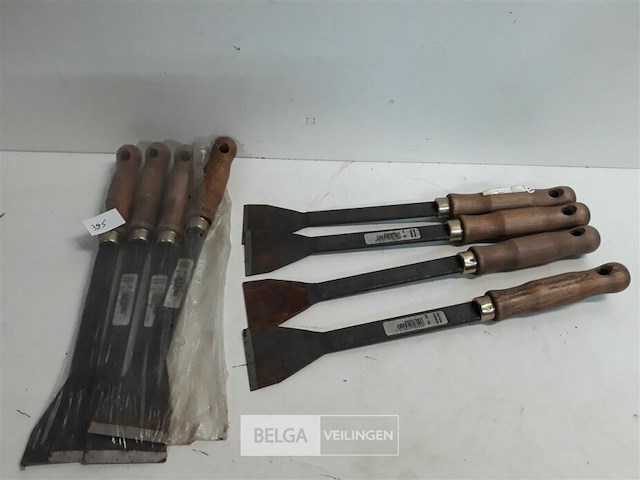 8 x lijmafsteker 6 cm met roestplekken - afbeelding 1 van  3