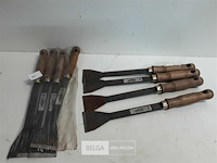 8 x lijmafsteker 6 cm met roestplekken - afbeelding 2 van  3