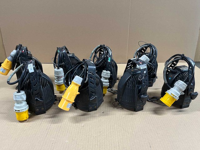 8 x major par36 1-lite dwe 650w cee16y3 - afbeelding 1 van  6