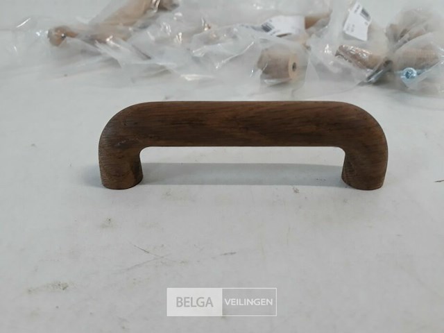 8 x meubelgreep hout 96 mm eik - afbeelding 3 van  3