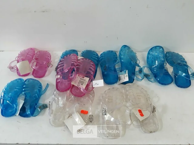 8 x sandalen pvc kinderen mix maten + kleuren - afbeelding 2 van  3