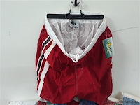 8 x short mix maten rood-blauw - afbeelding 2 van  2