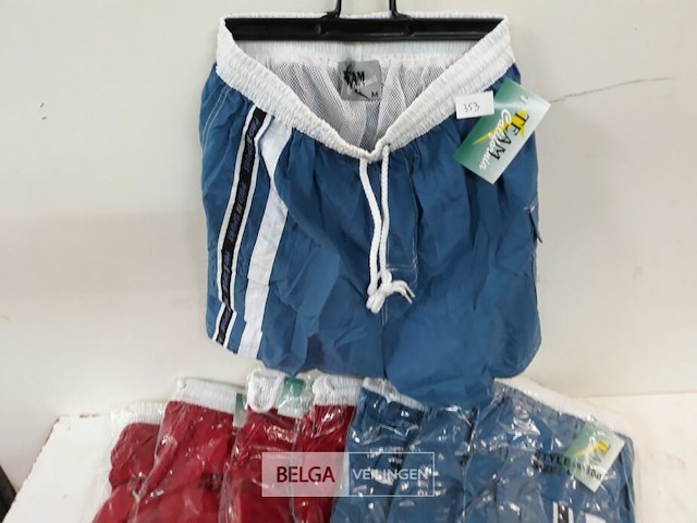 8 x short mix maten rood-blauw - afbeelding 3 van  3