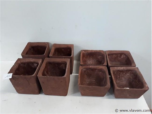 8 x stenen bloempot 2 assorti - afbeelding 1 van  2