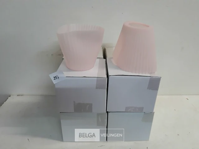 8 x t-licht of kaarshouder siliconen roze - afbeelding 1 van  3