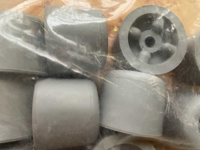 8 zakken met deurstoppen - afbeelding 8 van  8