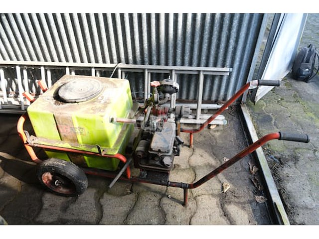 80 liter sproeier op de gb diserbo trolley - afbeelding 8 van  9