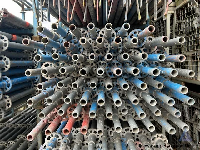 80 metalen steigerstaanders - afbeelding 2 van  2