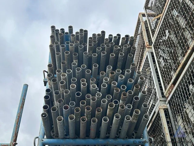 80 metalen steigerstaanders - afbeelding 2 van  2