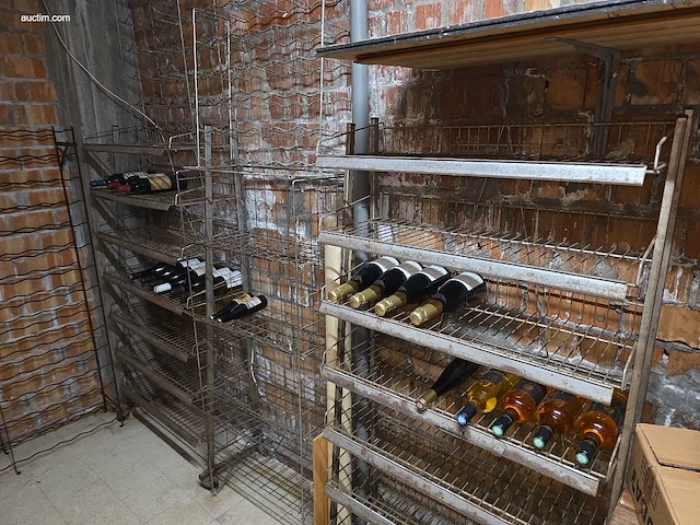 (80x) fles(sen) diverse wijnen en sterke dranken... - afbeelding 8 van  21