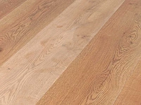 81 m2 pvc click vinyl plank - 1234 x 198 x 4+1 mm met geintegreerde xps onderlaag