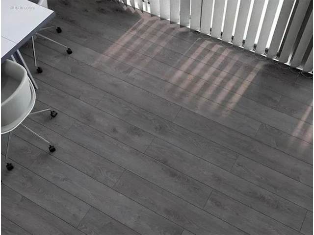 81.3 laminaatvloer 8mm - afbeelding 4 van  4